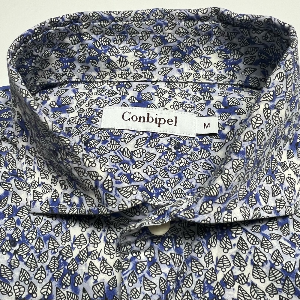Conbipel Italy, Blue Floral Print Spread Collar Fitted Shirt Size: Medium